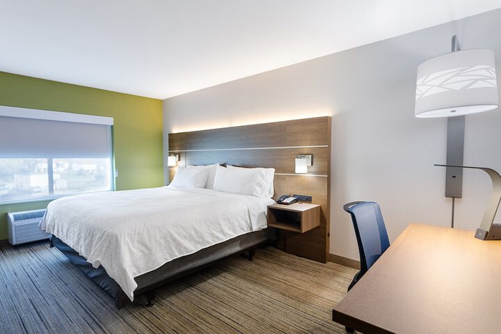 Room 45 of 68