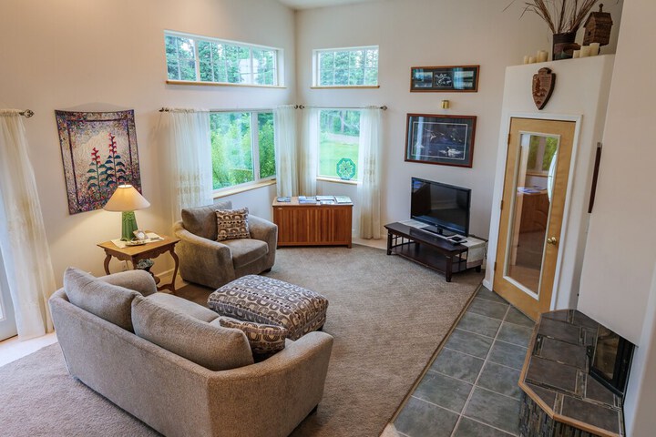 Denali Primrose B & B