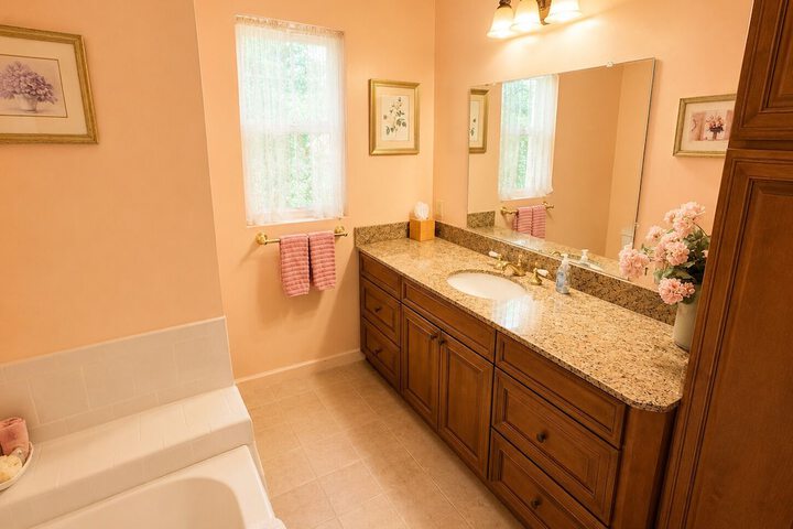 Glen Morey Country House B & B Inn