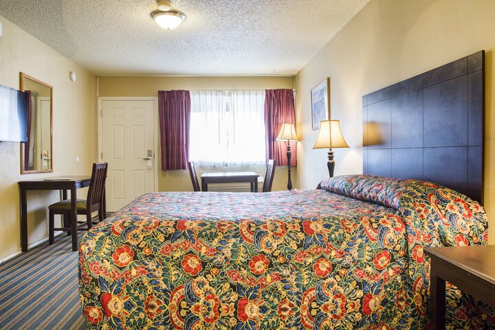 Room 19 of 52