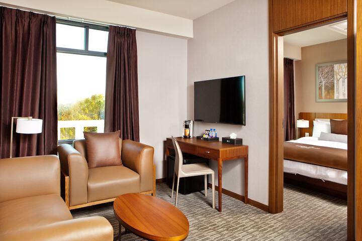 Room 13 of 49