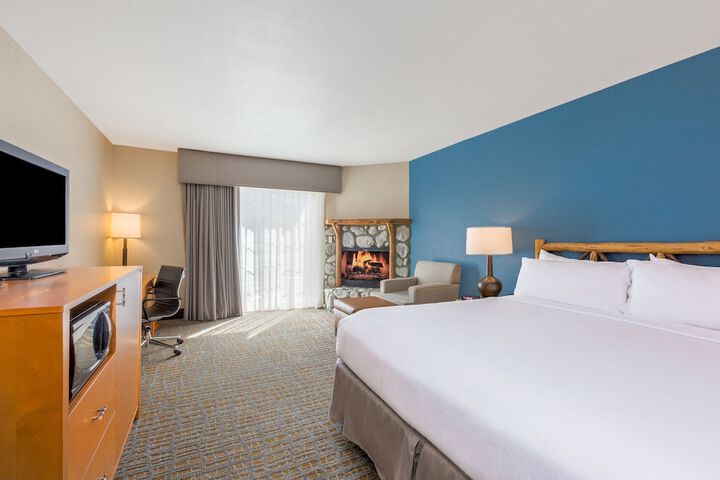 Holiday Inn Resort The Lodge at Big Bear Lake by IHG