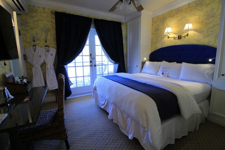 The Riverview Hotel