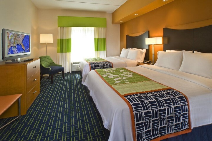 Room 21 of 34
