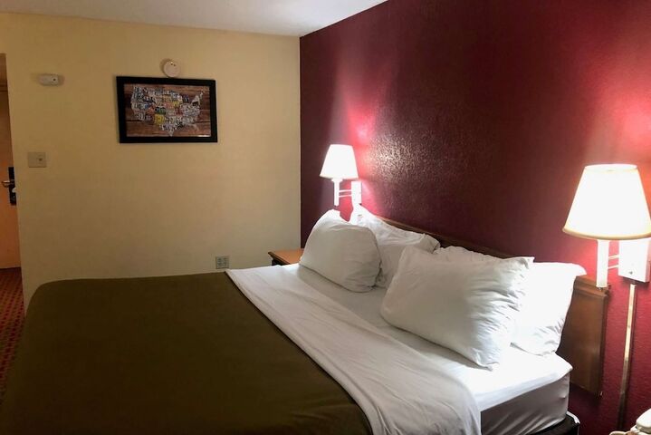 Room 13 of 14