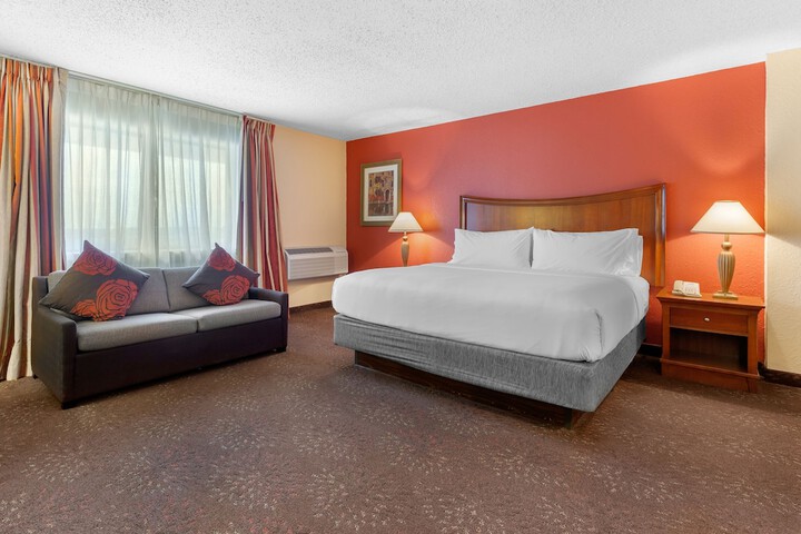 Room 28 of 48