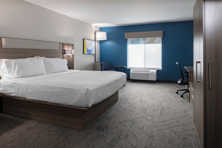 Room 30 of 58