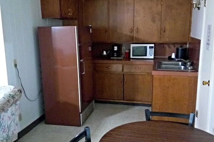 Room 27 of 37