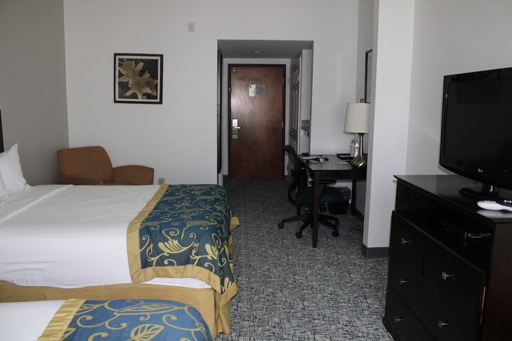 Room 11 of 34