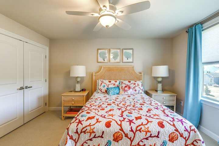 Swim Hike & Chill: Spacious Ocean View Townhome!