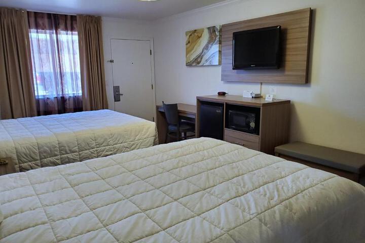 Exchange Club Motel