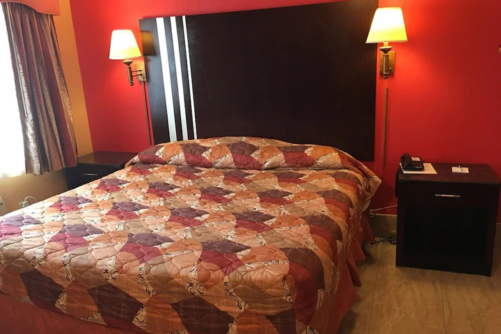 Red Carpet Inn