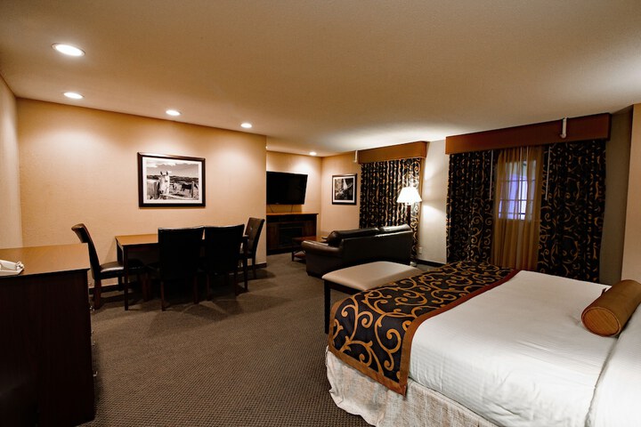 Room 30 of 46