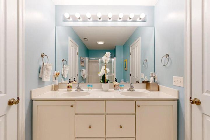 Bayville Shores --- 35729 Coleman Ave
