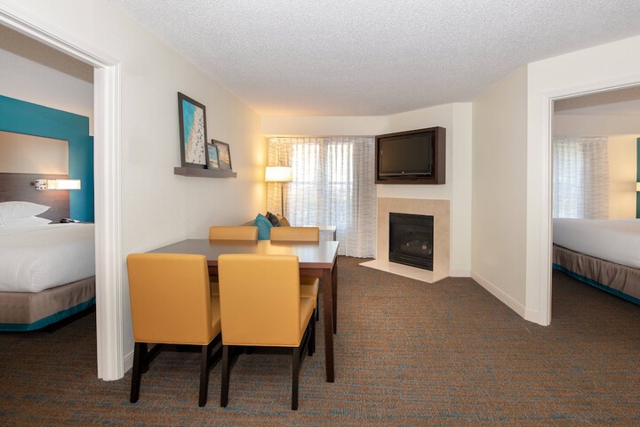 Room 18 of 42