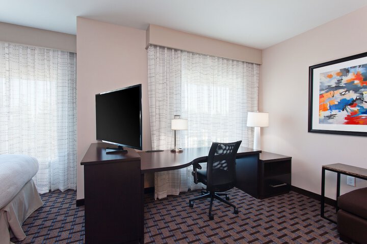 Room 12 of 19