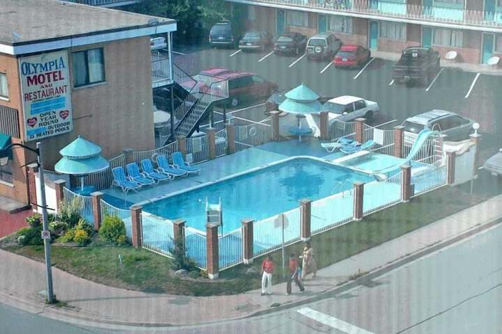 Pool 14 of 56