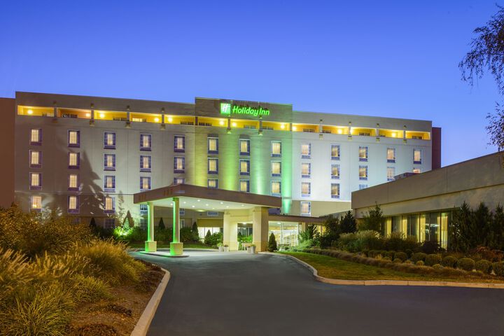 Hotel 4 of 55