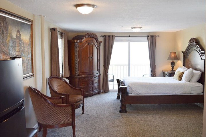 Room 14 of 40