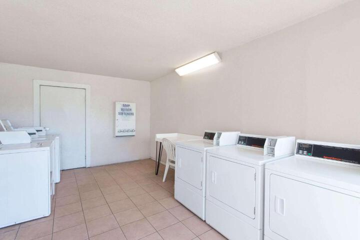 Knights Inn Plant City
