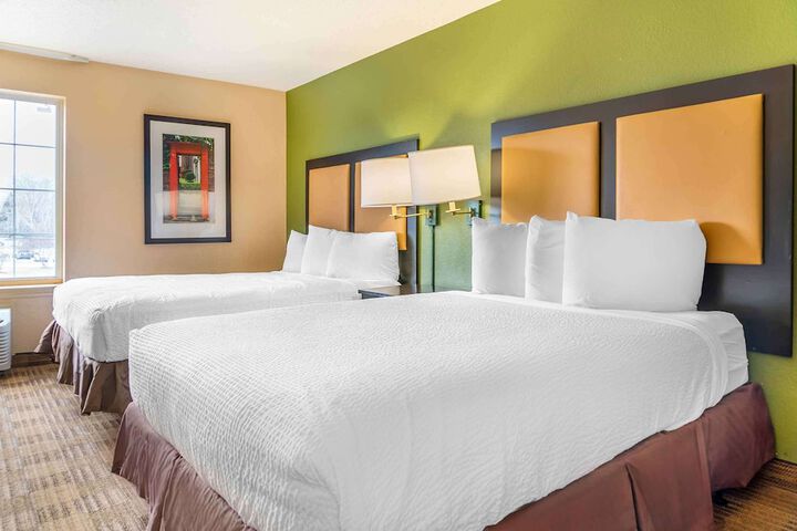 Room 21 of 28