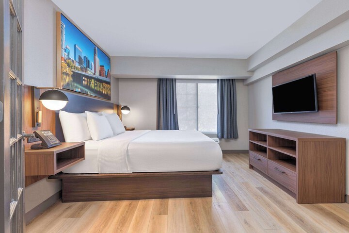 Room 29 of 48