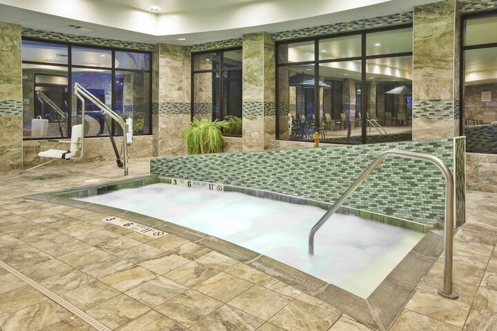 Holiday Inn Express & Suites Geneva Finger Lakes by IHG