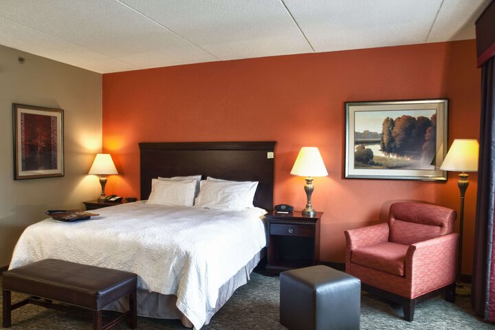 Room 43 of 82