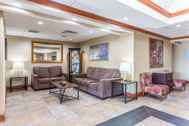 Hotel 4 of 52
