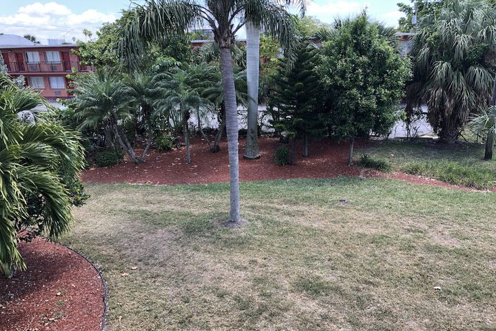 Travelodge by Wyndham Fort Myers North