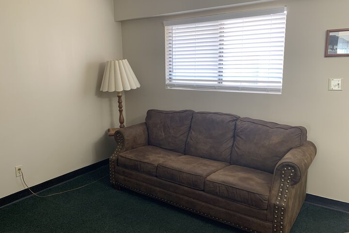Room 37 of 165
