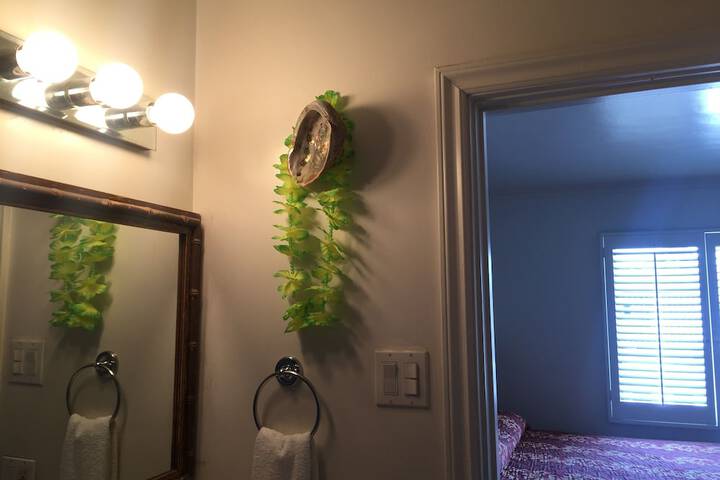 Room 48 of 66