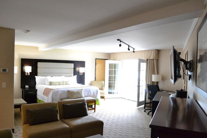 Room 35 of 67