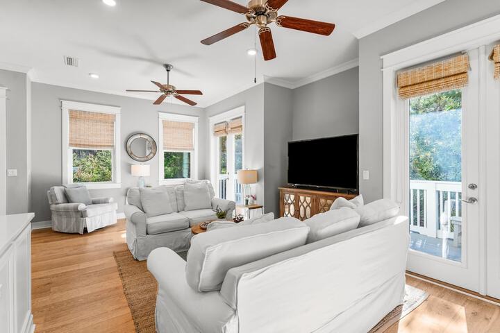 Prominence on 30A by Panhandle Getaways