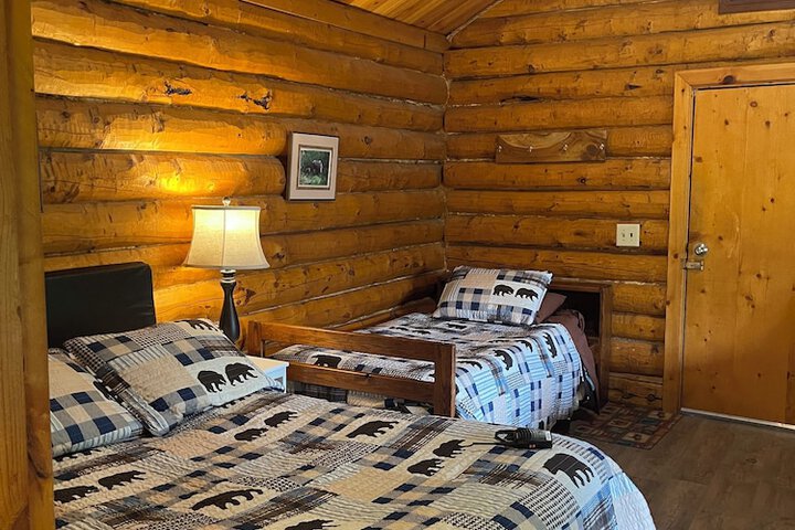 Carlo Creek Cabins