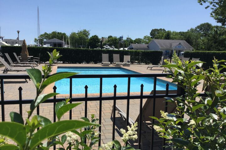 Pool 4 of 126