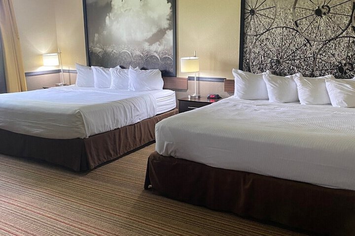 Super 8 by Wyndham New Hampton
