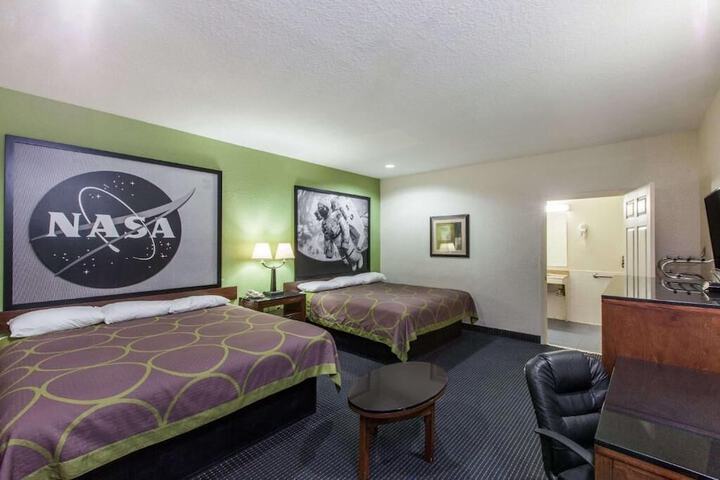 Room 7 of 31