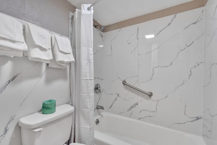 Bristol Parkway Inn