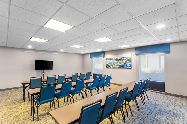 Hampton Inn Huntington University Area