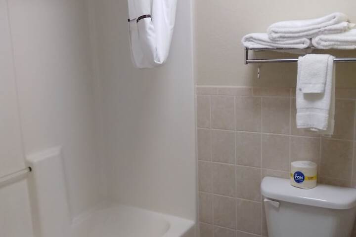 Room 54 of 65