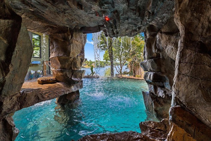 Nancy Key W / pool Wine Cave, Optional Boat Rental