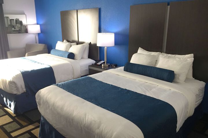 Best Western Plus Birmingham Inn & Suites