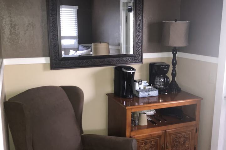 Room 18 of 35