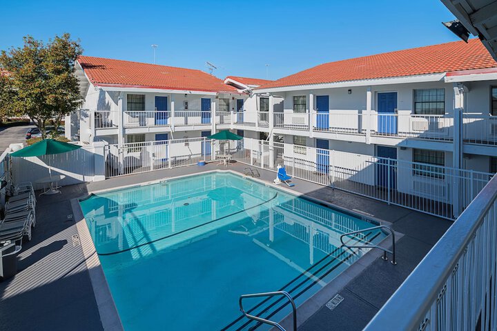 Motel 6 Grand Prairie TX - Interstate 30