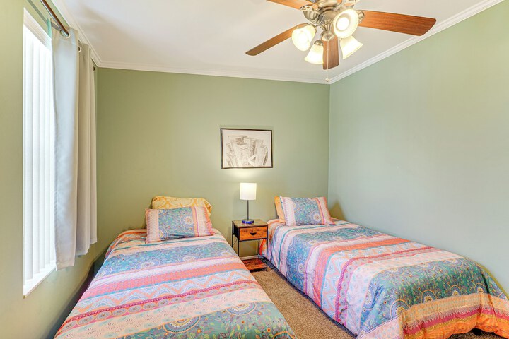Swim Golf & Relax: Family Gem in North Fort Myers