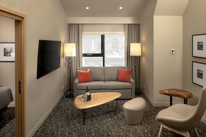 Room 47 of 78
