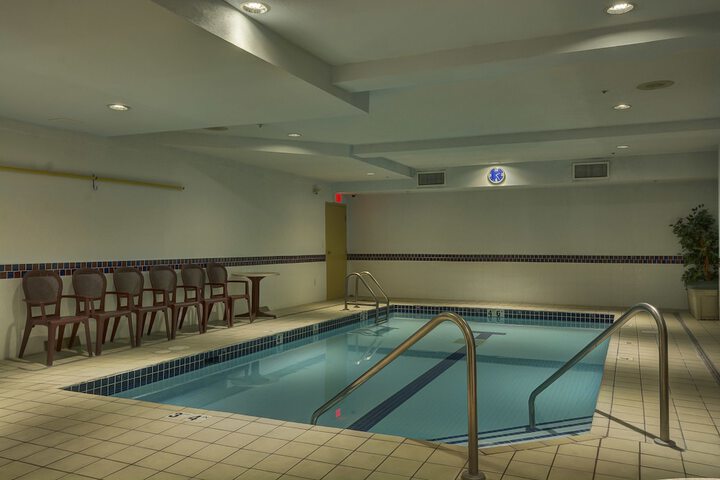 Pool 4 of 51