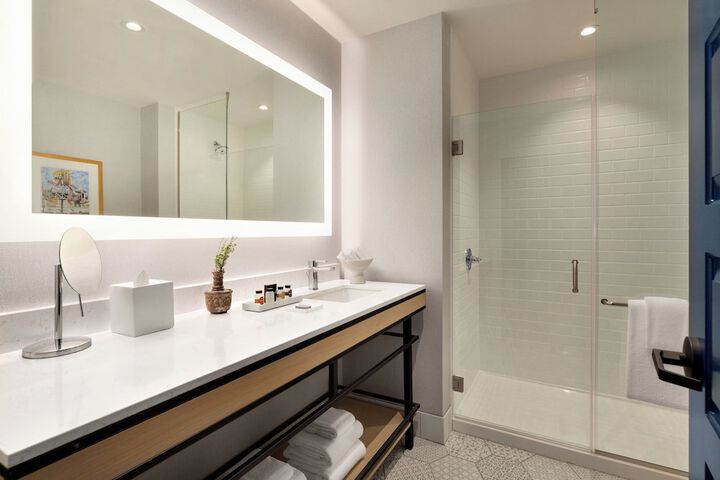 Cotton House Cleveland, a Tribute Portfolio Hotel