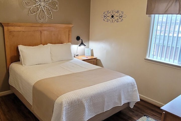 Room 68 of 70